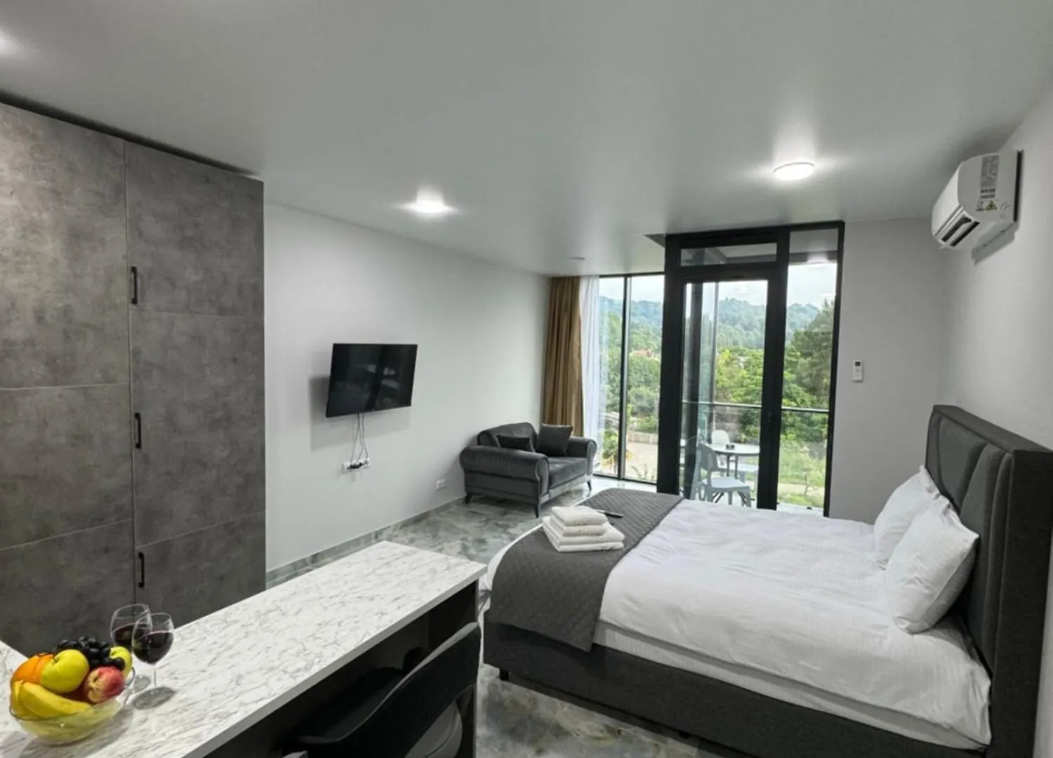 Tropical Garden Apartments Batumi